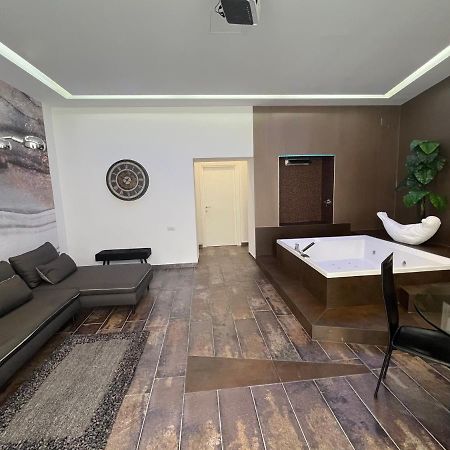 مبيت وإفطار فيستَ Relais Viesti المظهر الخارجي الصورة